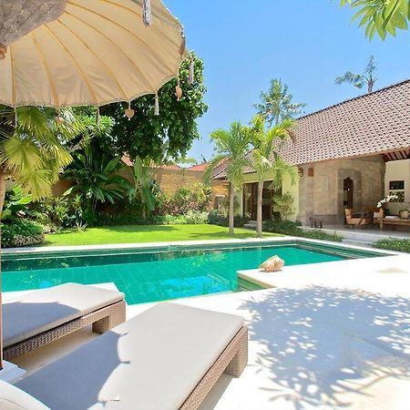 Tropical Oasis, Villa Mimba Санур Экстерьер фото